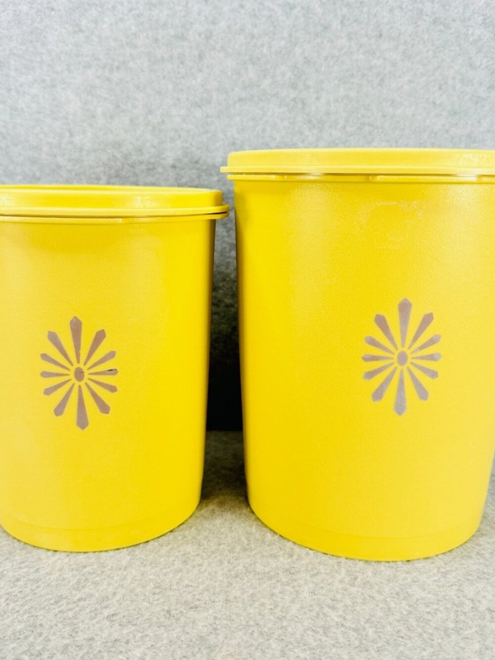 Tupperware Canisters w Lids Lot of 2 Vintage Yellow 811-4 809-6 Plastic Storage